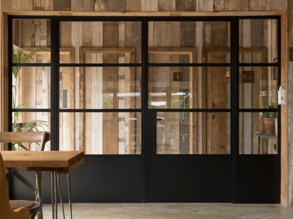 aluminium internal doors and screens